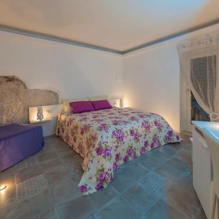 Отель Terrazza Santa Barbara Матера Экстерьер фото